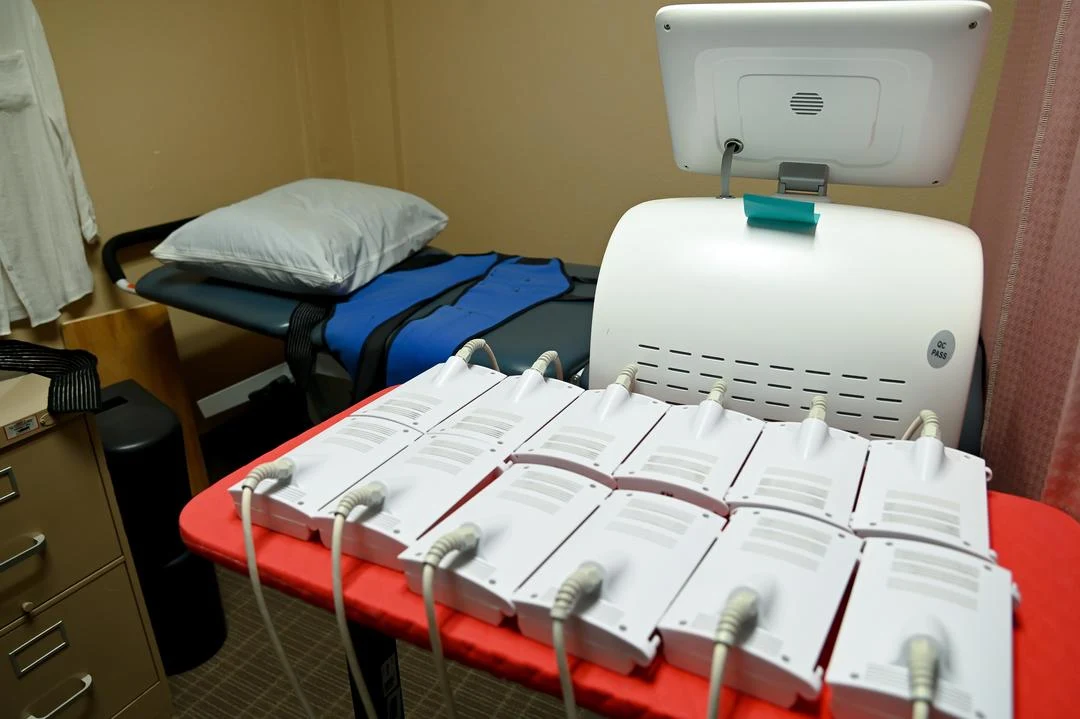 Laser and red light therapy at Moore Chiropractic in San Antonio